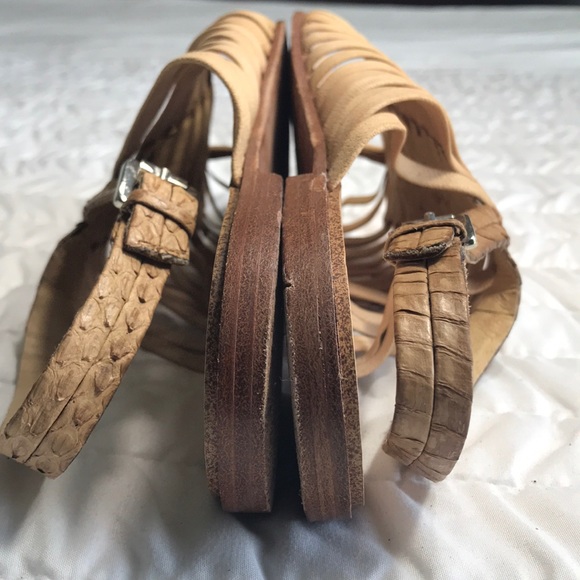 L.A.M.B. cream leather sandals sz 8 US - Picture 8 of 8